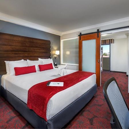 Desert Palms Hotel أنهايم المظهر الخارجي الصورة